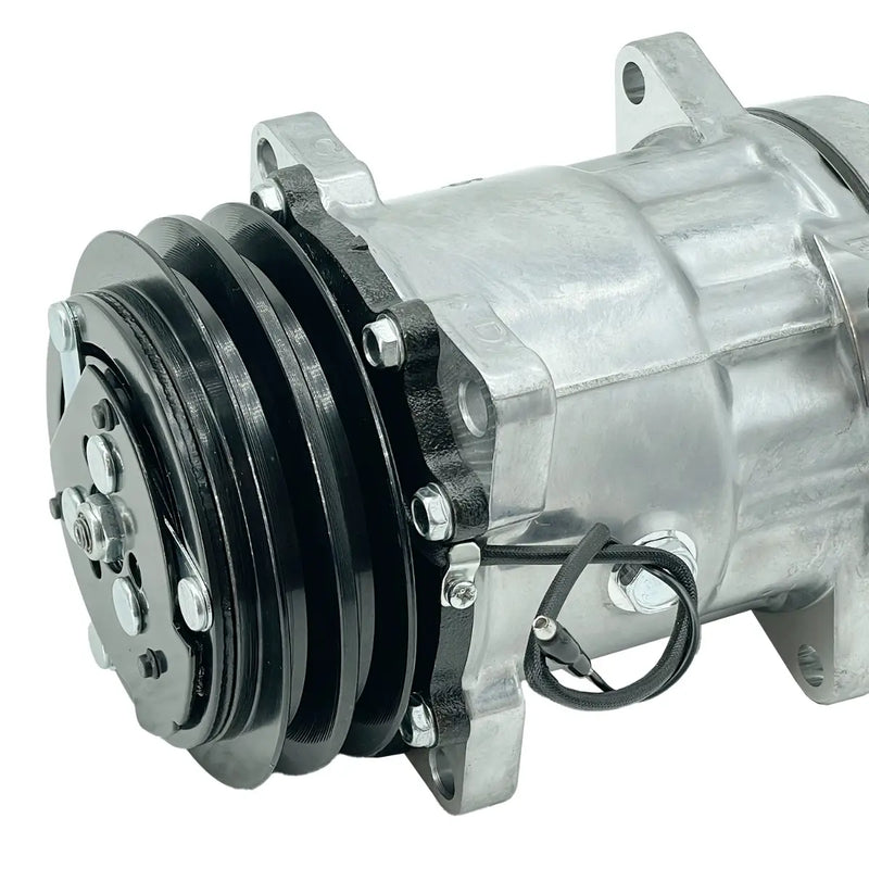 Load image into Gallery viewer, Air Conditioning Compressor 85702706 For New Holland Backhoe Loader 555C 655C 555D 575D 655D 675D from MyMROmarts