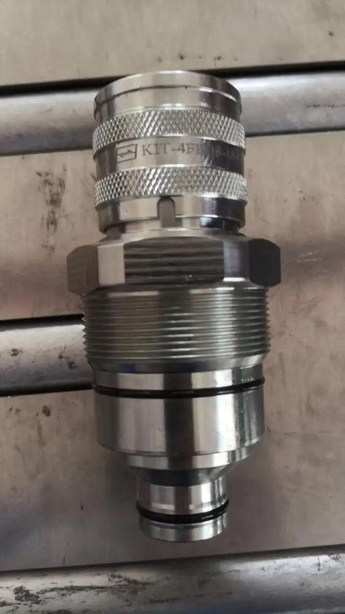 Load image into Gallery viewer, Hydraulic Quick-Connect Coupler AT406475 for John Deere 320E 323E 328E 326E 329E 332E 318E 333E 319E from MyMROmarts