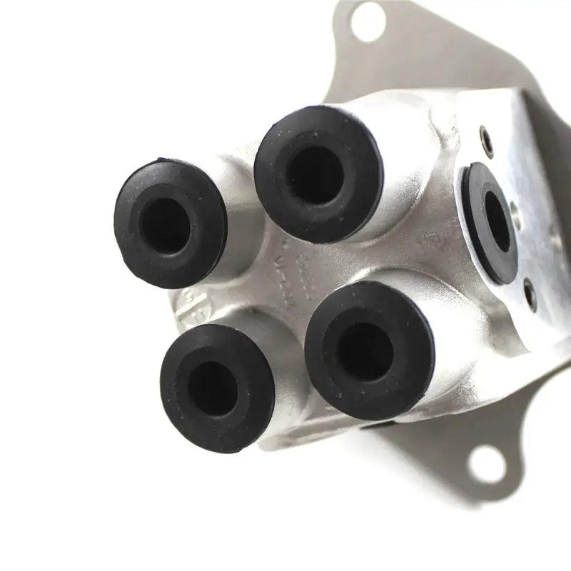 Cargue la imagen en el visor de la galería, Pilot Valve 702-16-03530 for Komatsu PC100-6 PC120-6 PC130-6 PC130-7 PC160-7 PC200LC-8 from MyMROmarts