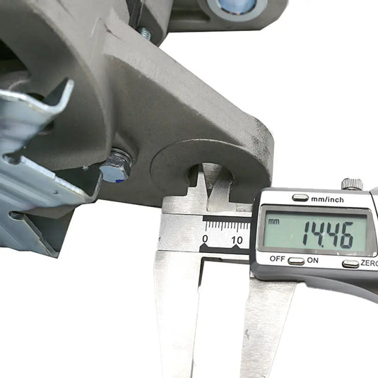 Alternator 1-81200471-0 0-35000-3872 24V For Hitachi Excavator EX200-5 Isuzu Engine 6BG1 from MyMROmarts