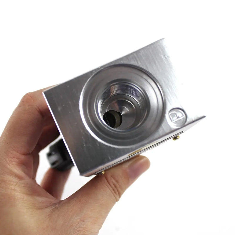 Load image into Gallery viewer, Hydraulic Cooling Fan Valve 14616529 for Volvo EC340D EC380D EC380DHR Excavator from MyMROmarts
