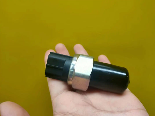Pressure Sensor RE520930 for John Deere Loader 310J 310K 315SJ 410J 710J from MyMROmarts