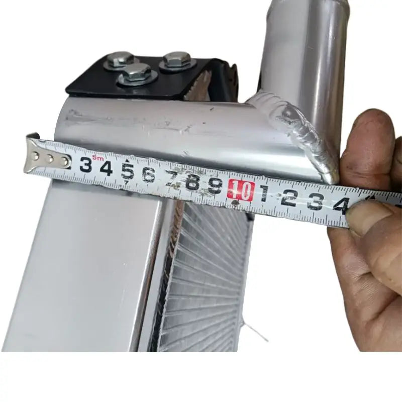 Afbeelding laden in Galerijviewer, Engine Radiator 4301306 for Hitachi Excavator EX60-2 from MyMROmarts
