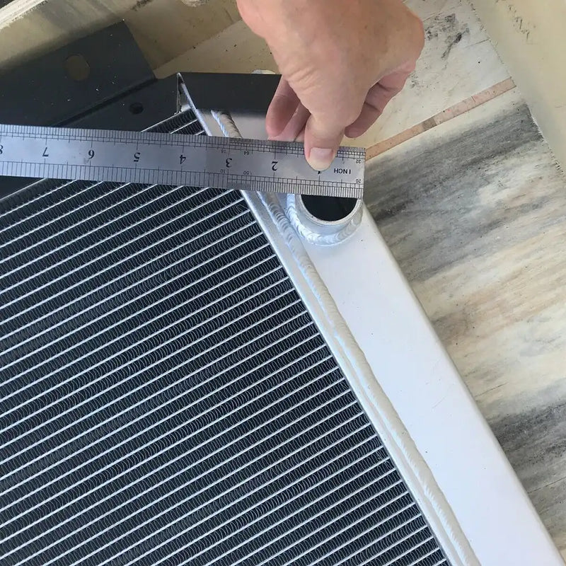 Load image into Gallery viewer, Water Tank Engine Radiator Core ASS&#39;Y 4204914 For Hitachi Excavator EX200 from MyMROmarts
